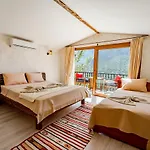 Bed and breakfast Manzara Bungalow