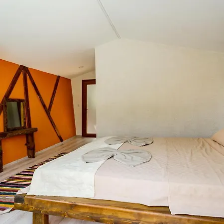 Manzara Bungalow B&B 페티예