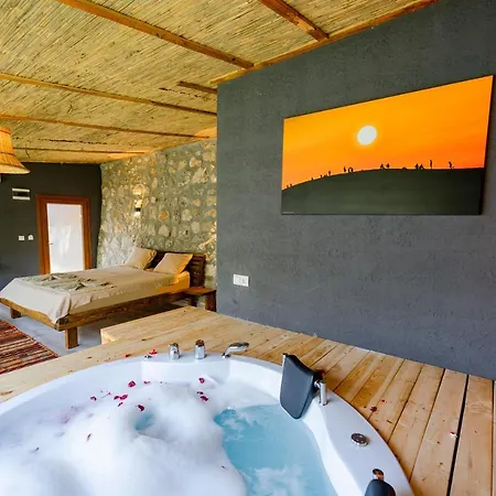 Manzara Bungalow B&B