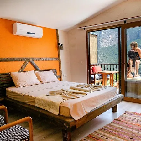 Manzara Bungalow B&B *