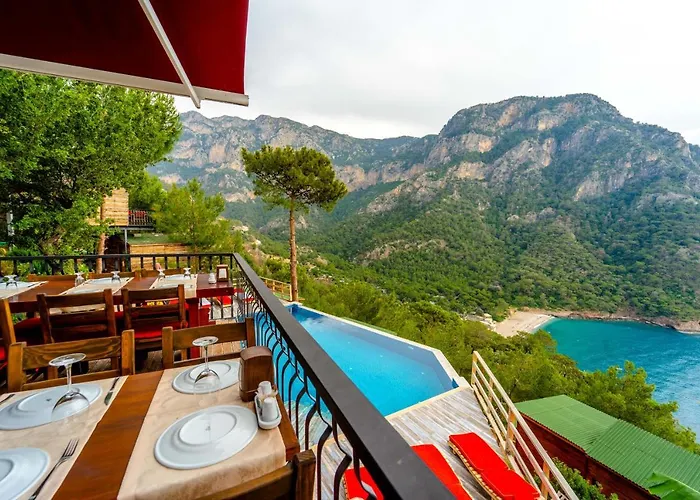 Alojamento de Acomodação e Pequeno-almoço Manzara Bungalow 3*