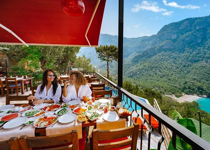 Oda ve Kahvaltı Manzara Bungalow 3*