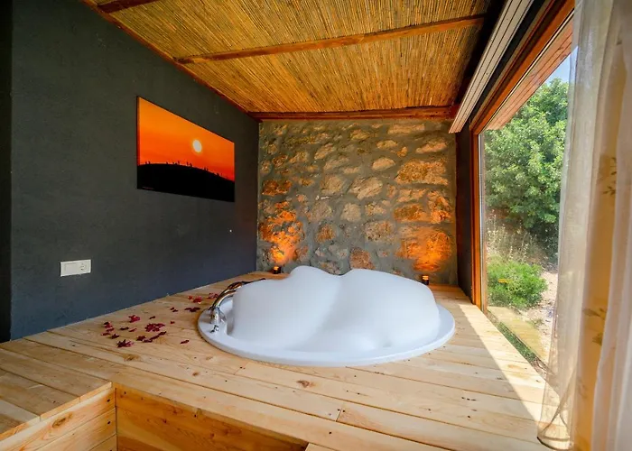 Manzara Bungalow B&B